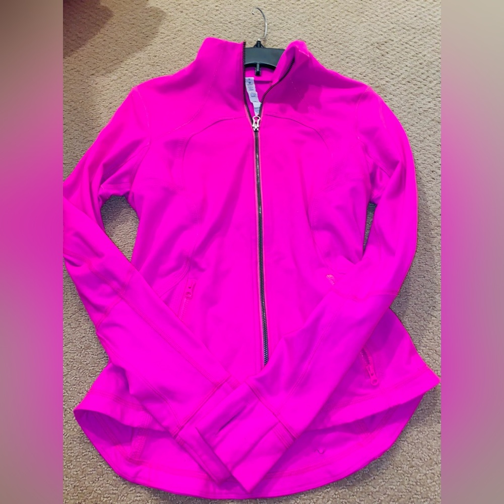 Define Jacket Lululemon bright pink great condition very cute!